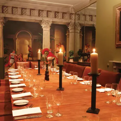 HDV York private dining - Ruinart