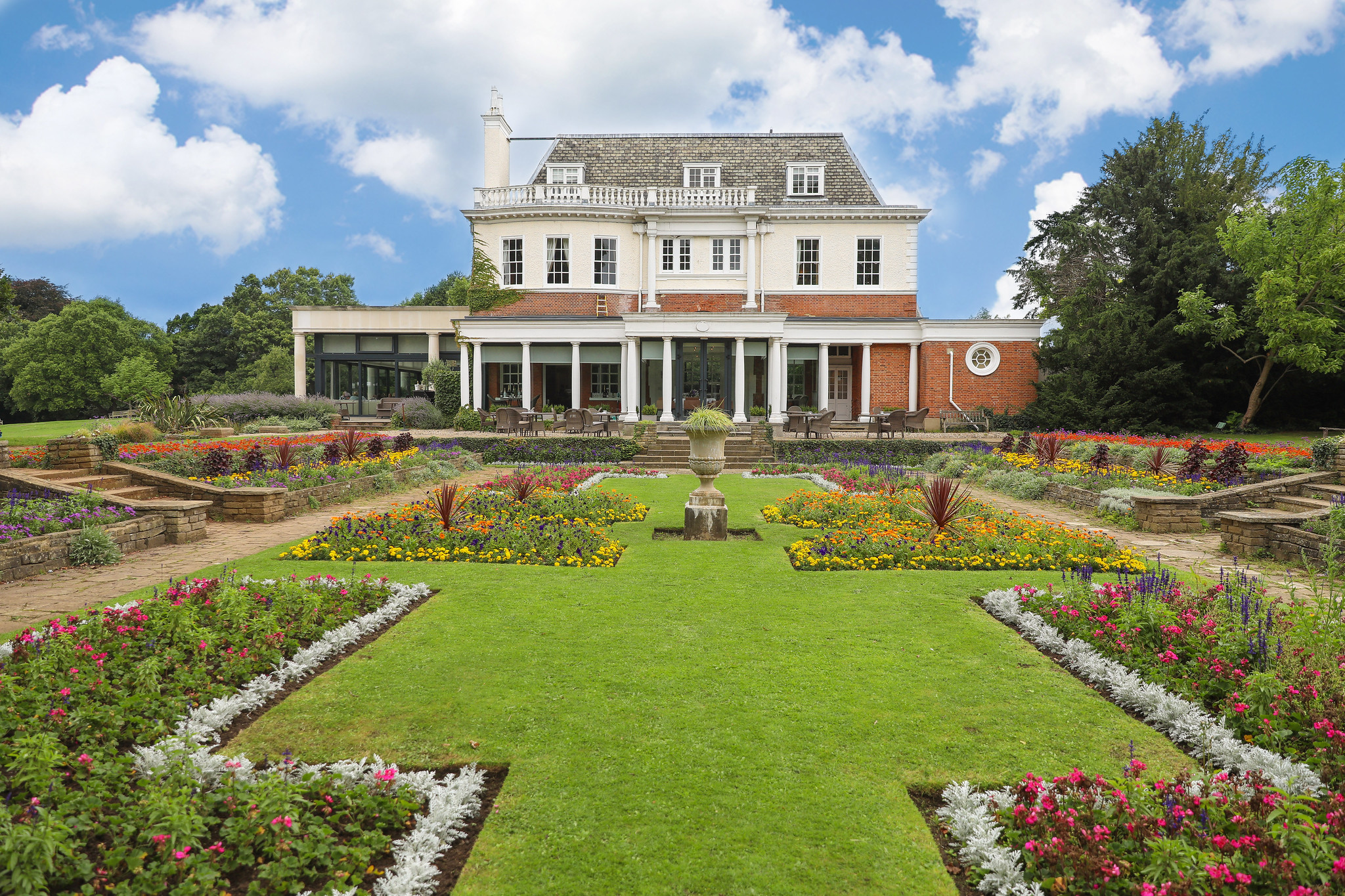 HDV Wimbledon External